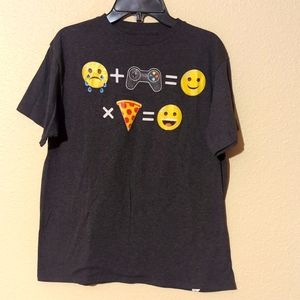 Boy's Emoji Gamer T-shirt. Size Large. Gray. Great Condition.